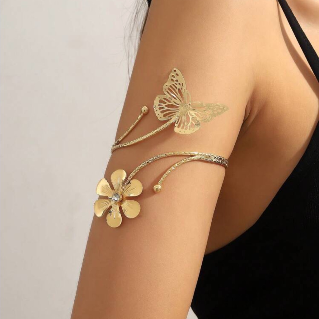 - 1pc Fashionable Personality Glossy Decorated Metallic Armlet 15$